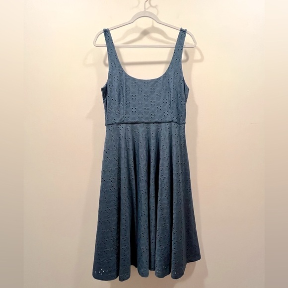 ANTHROPOLOGIE HUTCH Olivia Eyelet Dress Blue - Picture 5 of 10